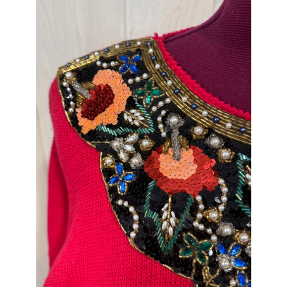 Victoria Harbour Red Beaded Sequin Sweater Large - Picture 4 of 16